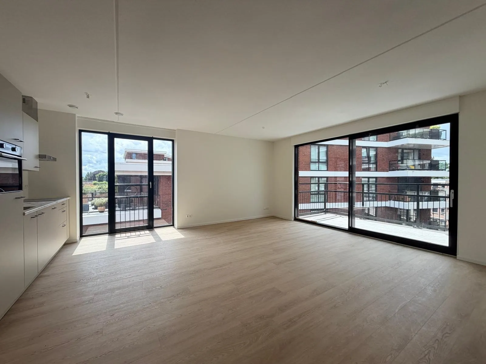 Woning aan de Argonautenweg te Rotterdam | 1985.00 EUR