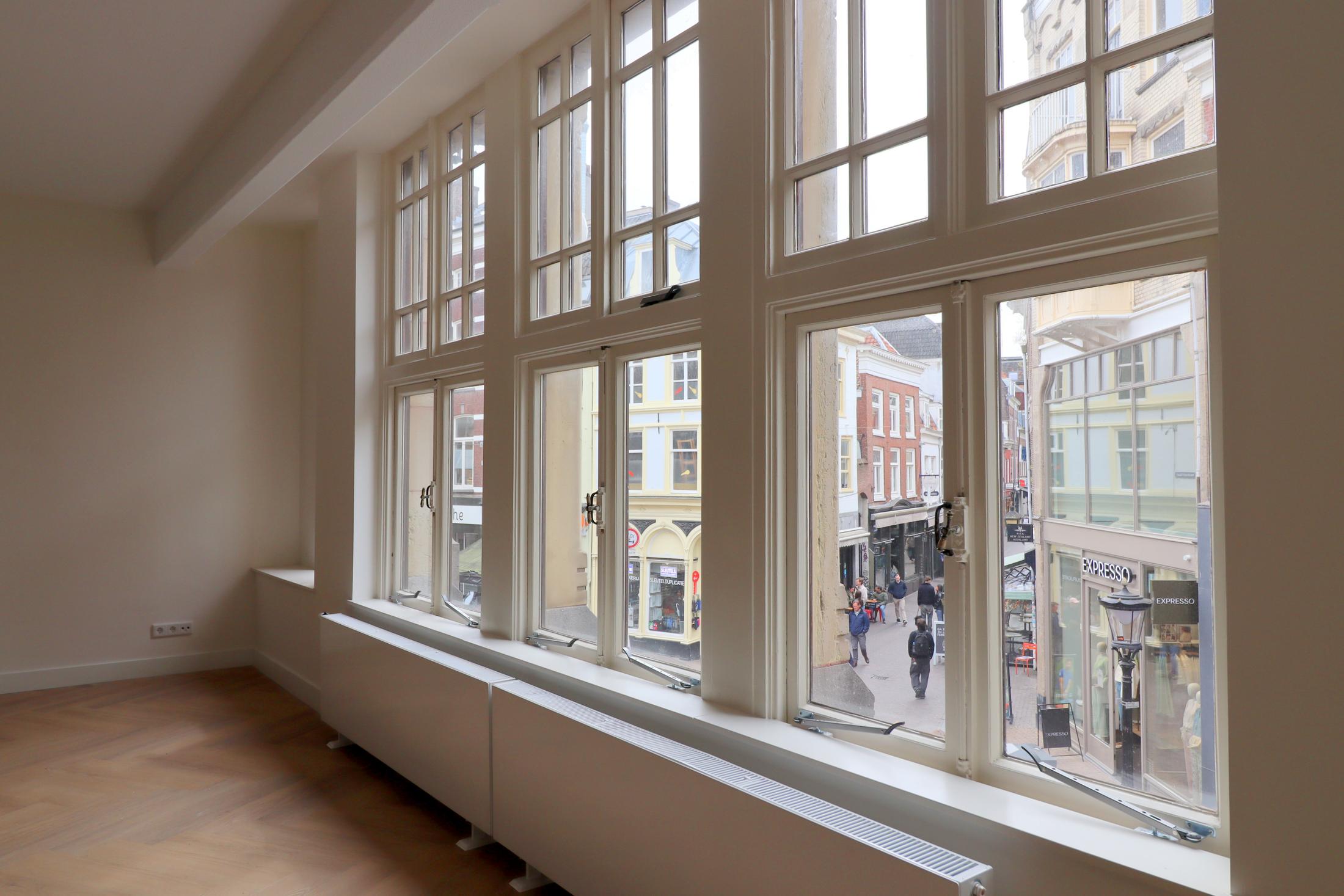 Woning aan de Bakkerstraat te Utrecht | 2450.00 EUR