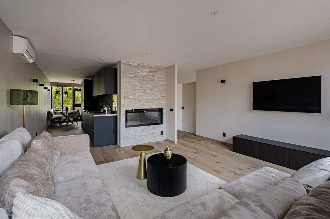 Woning aan de Barbusselaan te Amsterdam | 2750.00 EUR