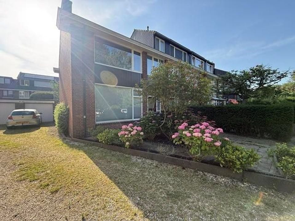 Woning aan de Dr. Plesmansingel te Amstelveen | 3000.00 EUR