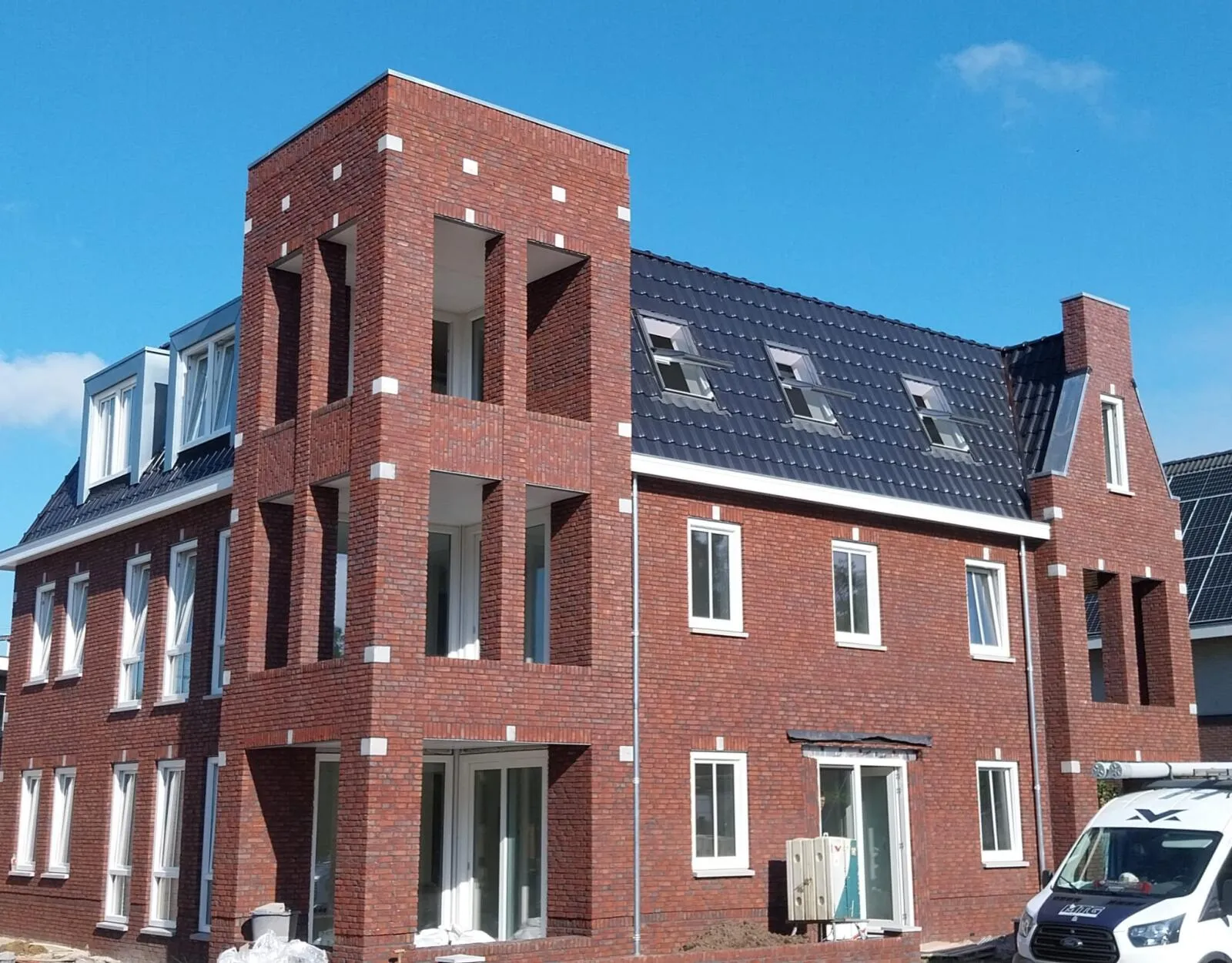 Woning aan de Floresstraat te Hengelo | 1795.00 EUR