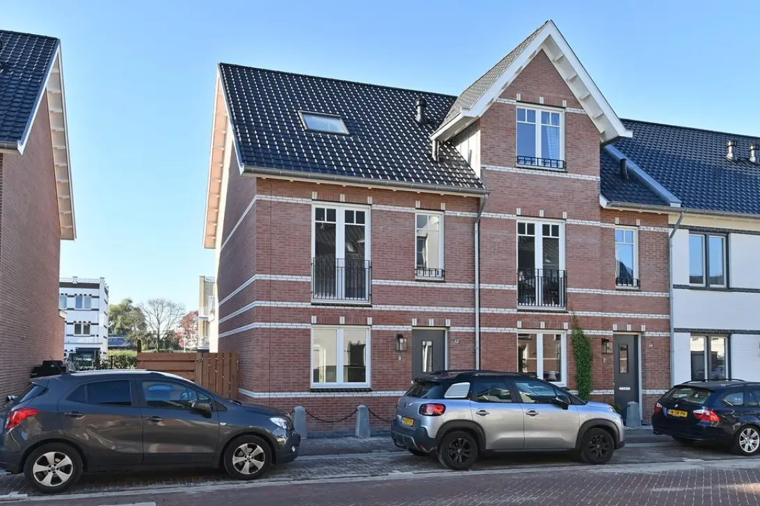 Woning aan de Fort Aalsmeerstraat te Weesp | 2750.00 EUR