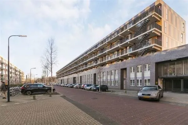 Woning aan de Klaas Katerstraat te Amsterdam | 2650.00 EUR