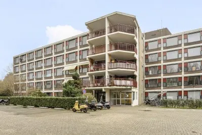 Woning aan de Lunaweg te Duivendrecht | 876.00 EUR