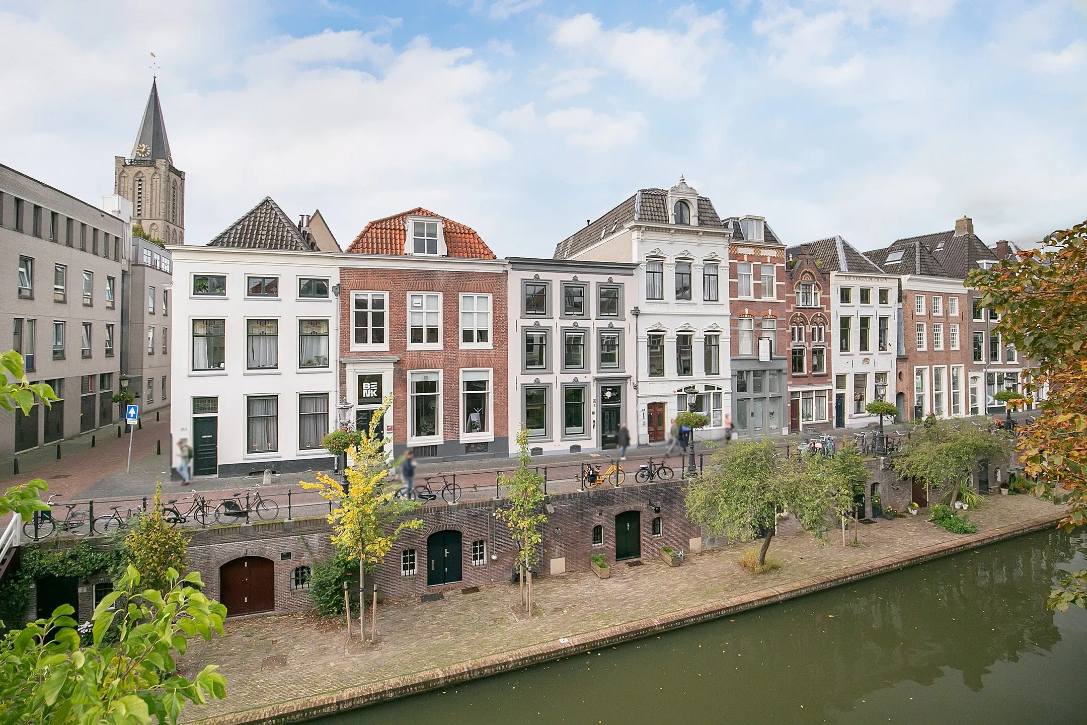 Woning aan de Oudegracht te Utrecht | 1030.00 EUR