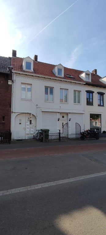 Woning aan de Rijksweg Zuid te Geleen | 950.00 EUR