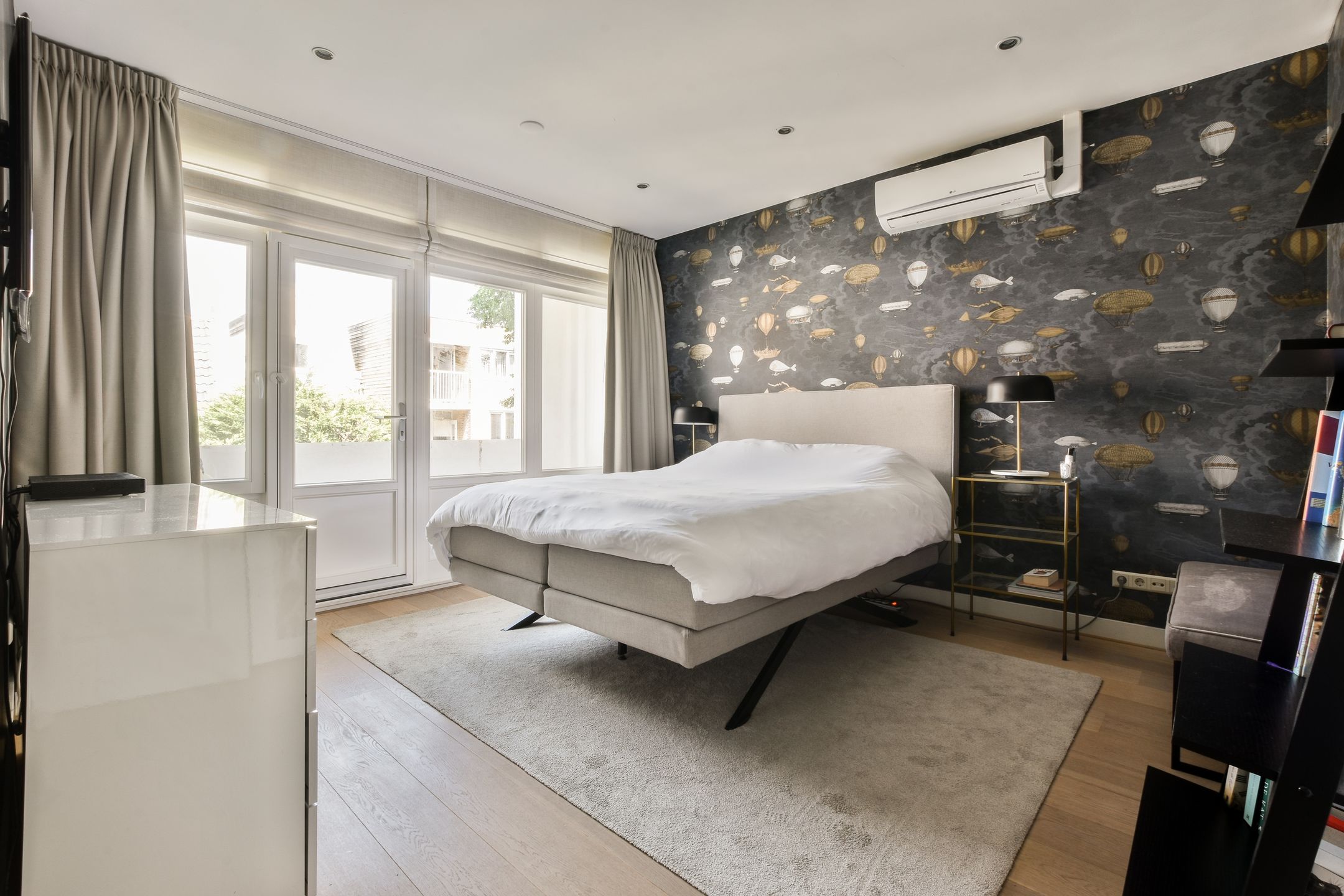 Woning aan de Utrechtsedwarsstraat te Amsterdam | 4500.00 EUR