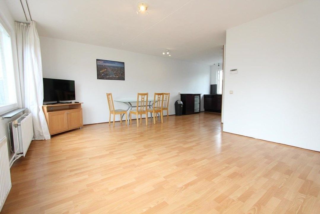 Woning aan de Valreep te Amstelveen | 2075.00 EUR