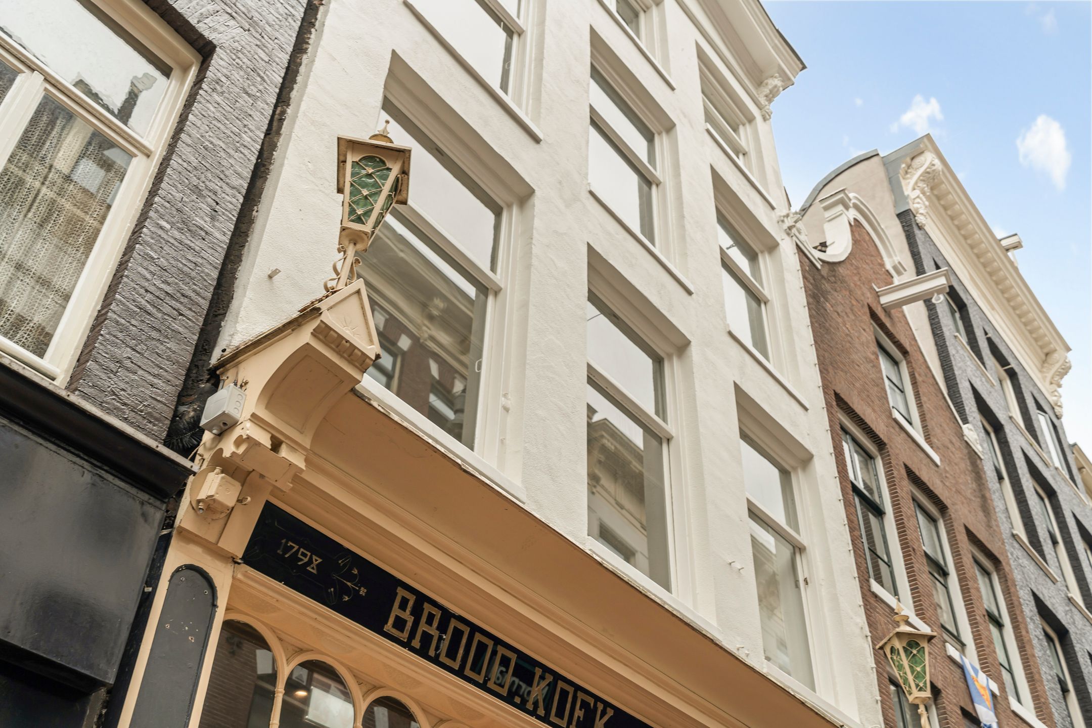 Appartement aan de Nieuwendijk in Amsterdam | 94 m² | €2750.00 p/m